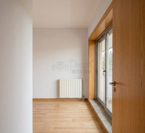 Apartamento T2 em Paranhos