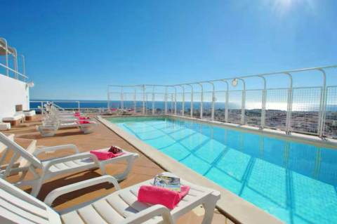 T4 no Algarve com Piscina Privativa e Vista Mar