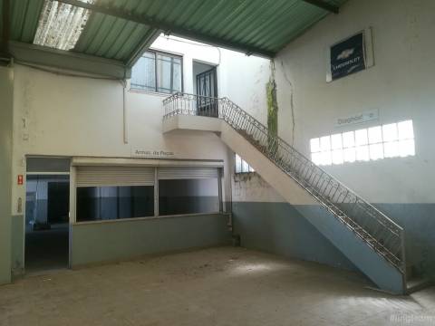 Armazém  Venda em Castelo Branco,Castelo Branco