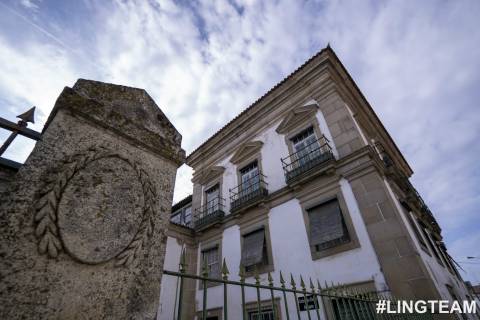Solar localizado em Castelo Branco,  na zona histórica da cidade.