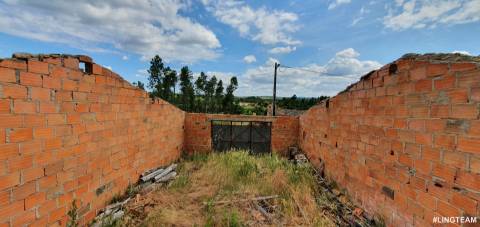 Quinta T1 para venda, na Freguesia das Sarzedas com 4680m2