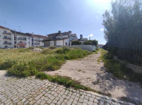 Lote de Terreno em Alcains