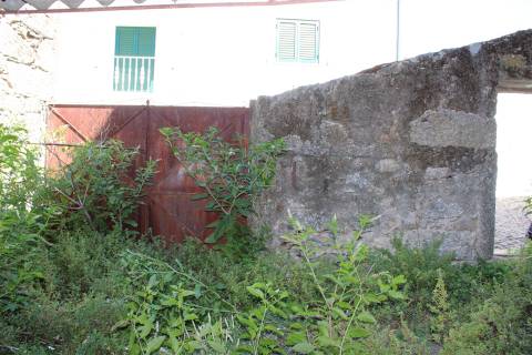 Orca, Fundão, Castelo Branco - Ruína, Arrecadação