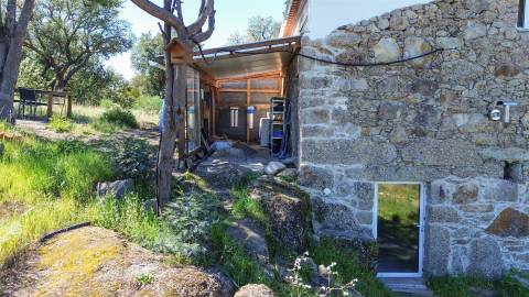 Quinta com moradia pronta a habitar para venda, 1HA – Cafede, Castelo Branco