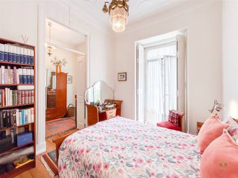 T5 em Arroios com Traça Original | Centro de Lisboa | 650k