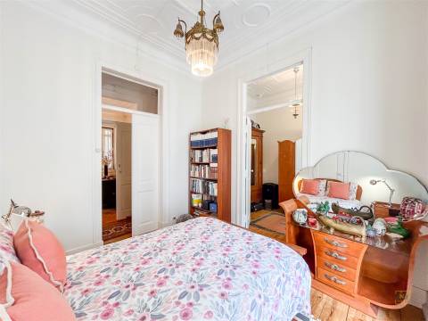T5 em Arroios com Traça Original | Centro de Lisboa | 650k