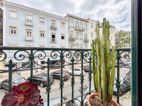 T5 em Arroios com Traça Original | Centro de Lisboa | 650k