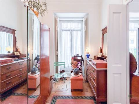 T5 em Arroios com Traça Original | Centro de Lisboa | 650k