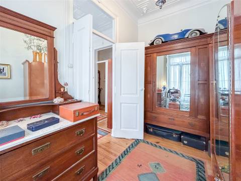 T5 em Arroios com Traça Original | Centro de Lisboa | 650k