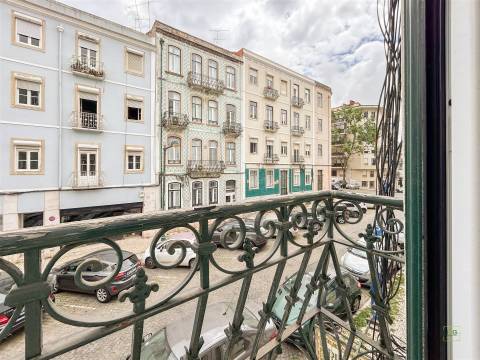 T5 em Arroios com Traça Original | Centro de Lisboa | 650k