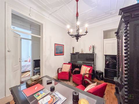 T5 em Arroios com Traça Original | Centro de Lisboa | 650k