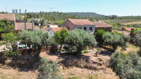 Moradia T3 Venda em Sarzedas,Castelo Branco