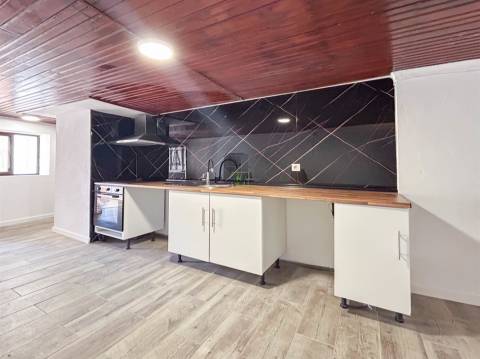 Moradia T3 pronta a habitar para venda, Lardosa, Castelo Branco