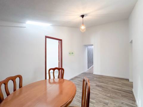 Moradia T3 pronta a habitar para venda, Lardosa, Castelo Branco