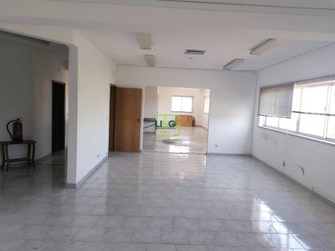 Armazém  Arrendamento em Castelo Branco,Castelo Branco