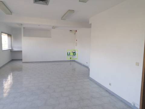 Armazém  Arrendamento em Castelo Branco,Castelo Branco