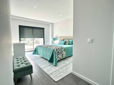 Apartamento T3 Venda em Quelfes,Olhão