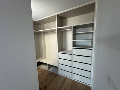 Apartamento T3 Venda em Moncarapacho e Fuseta,Olhão