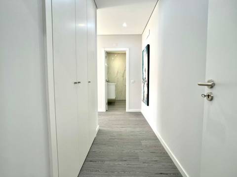 Apartamento T3 Venda em Quelfes,Olhão
