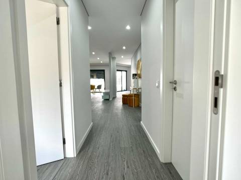 Apartamento T3 Venda em Quelfes,Olhão