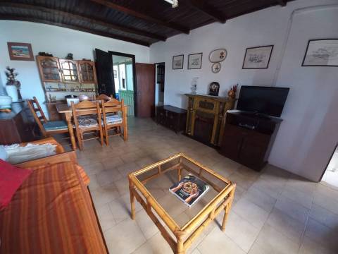 Moradia T2 Venda em Quelfes,Olhão