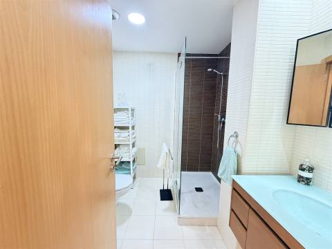 Apartamento T3 Venda em Olhão,Olhão