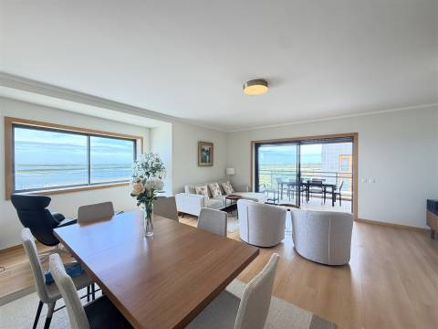 Apartamento T3 Venda em Olhão,Olhão