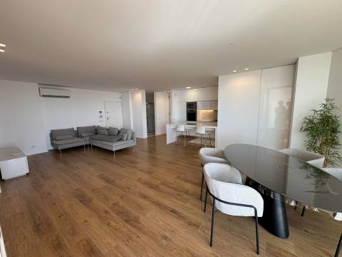 Apartamento T1+1 Venda em Olhão,Olhão