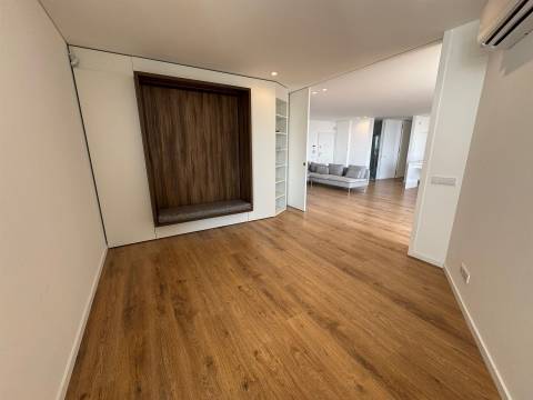 Apartamento T1+1 Venda em Olhão,Olhão