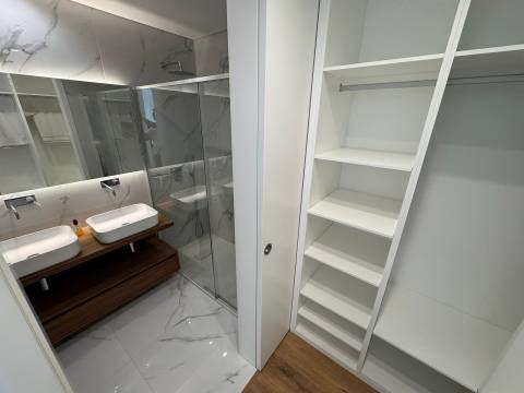 Apartamento T1+1 Venda em Olhão,Olhão