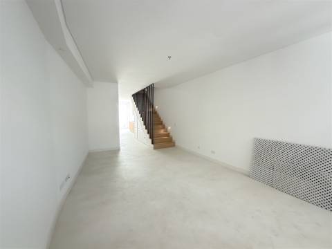 Moradia em Banda T4 Venda em Olhão,Olhão