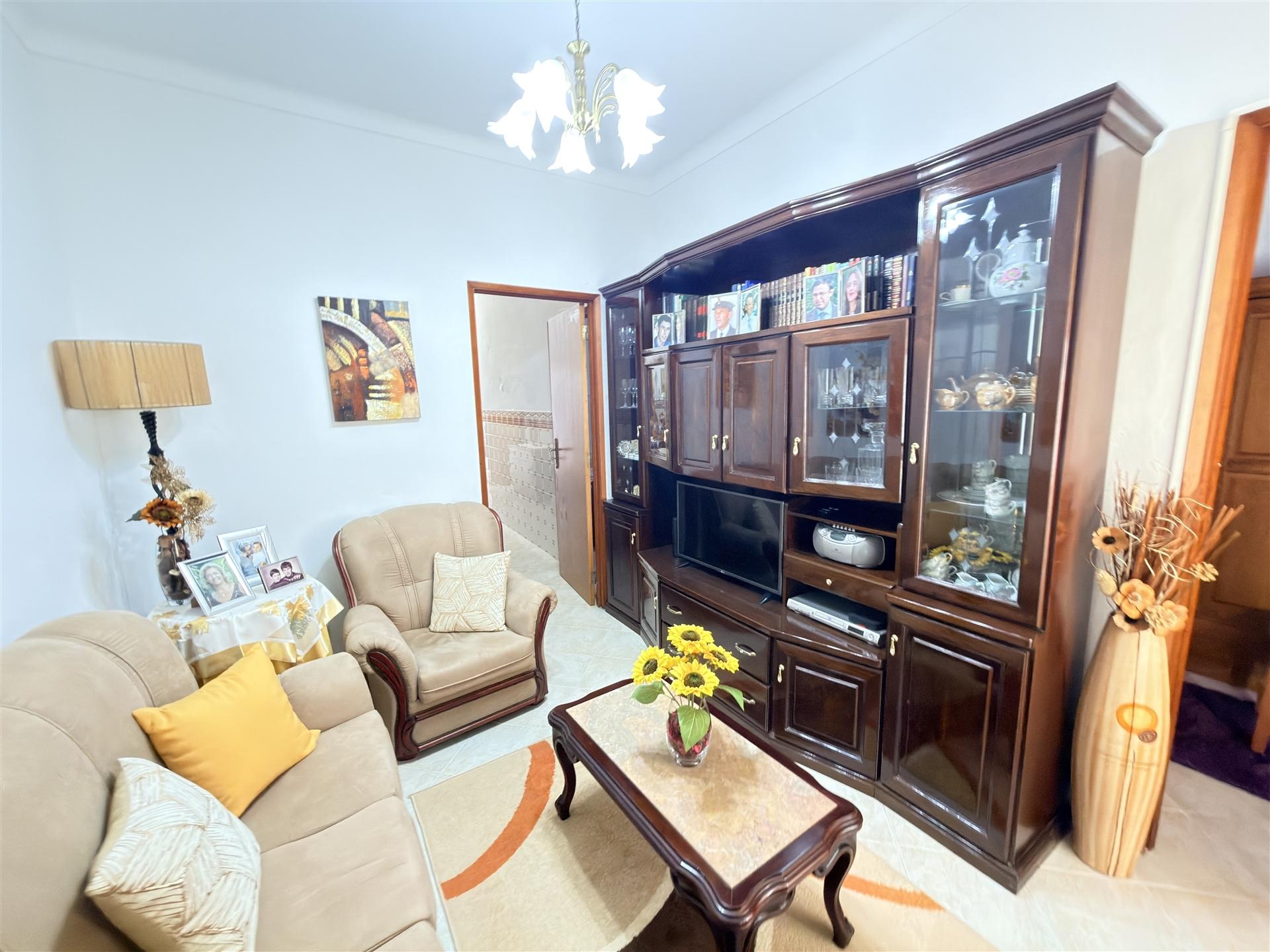 Moradia em Banda T2+1 Venda em Olhão,Olhão