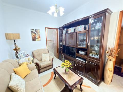 Moradia em Banda T2+1 Venda em Olhão,Olhão