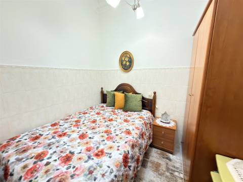 Moradia em Banda T2+1 Venda em Olhão,Olhão