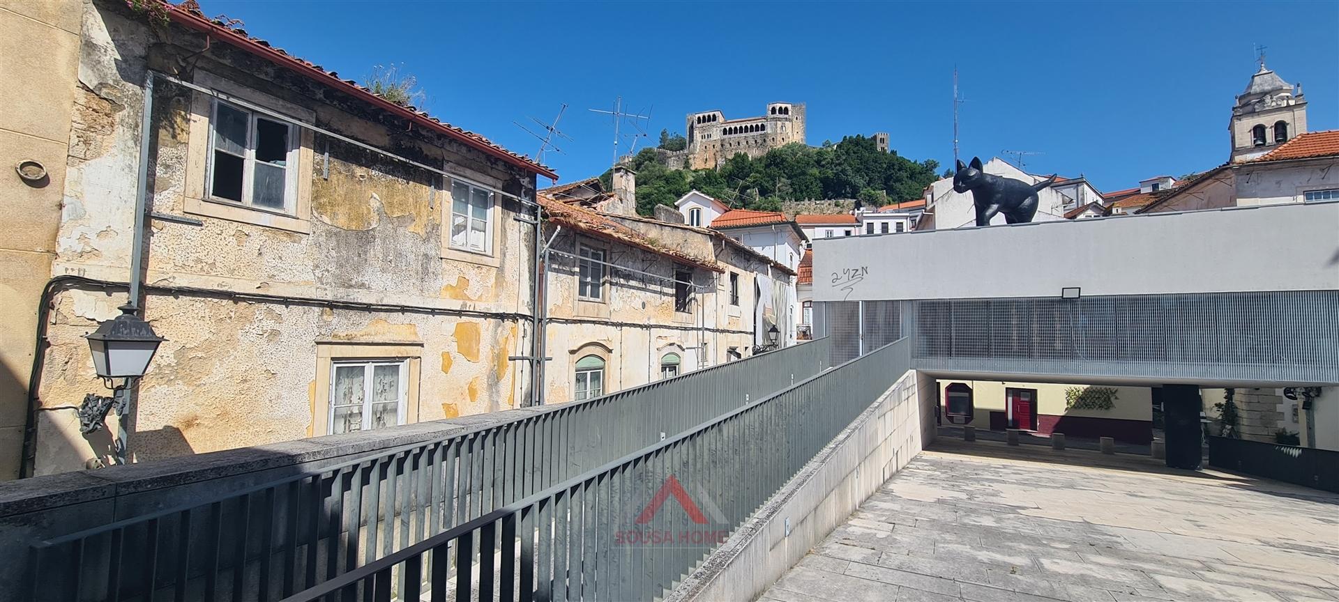 2 Moradias Centro Histórico / ARU Leiria