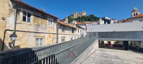2 Moradias Centro Histórico / ARU Leiria