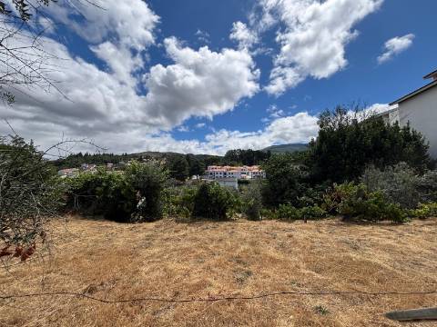 Terreno para construção - dimensão, localização e potencial