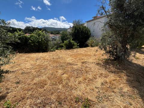 Terreno para construção - dimensão, localização e potencial