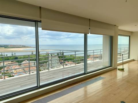 Apartamento T2 Arrendamento em Aldoar, Foz do Douro e Nevogilde,Porto