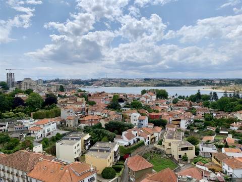 Apartamento T2 Arrendamento em Aldoar, Foz do Douro e Nevogilde,Porto