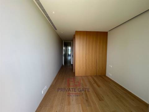 Andar Moradia T2 DUPLEX Venda em Aldoar, Foz do Douro e Nevogilde,Porto