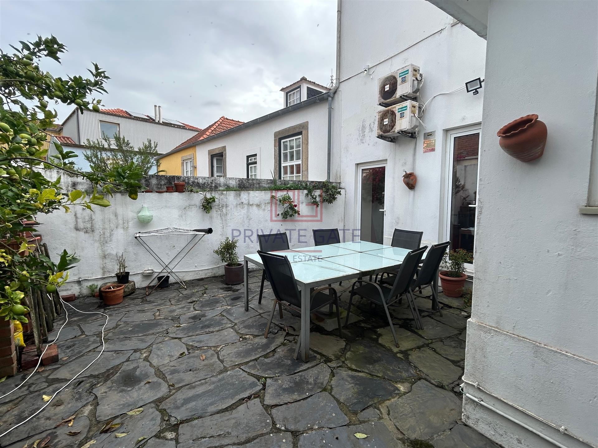Moradia T3+1 DUPLEX Venda em Aldoar, Foz do Douro e Nevogilde,Porto