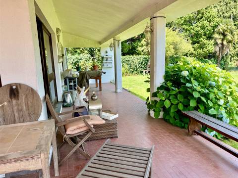 Moradia T5 Venda em Brito,Guimarães