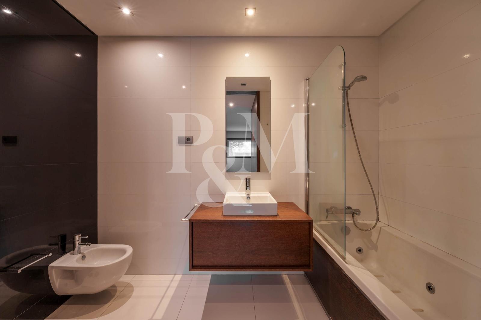 Apartamento T1 Arrendamento em Cedofeita, Santo Ildefonso, Sé, Miragaia, São Nicolau e Vitória,Porto