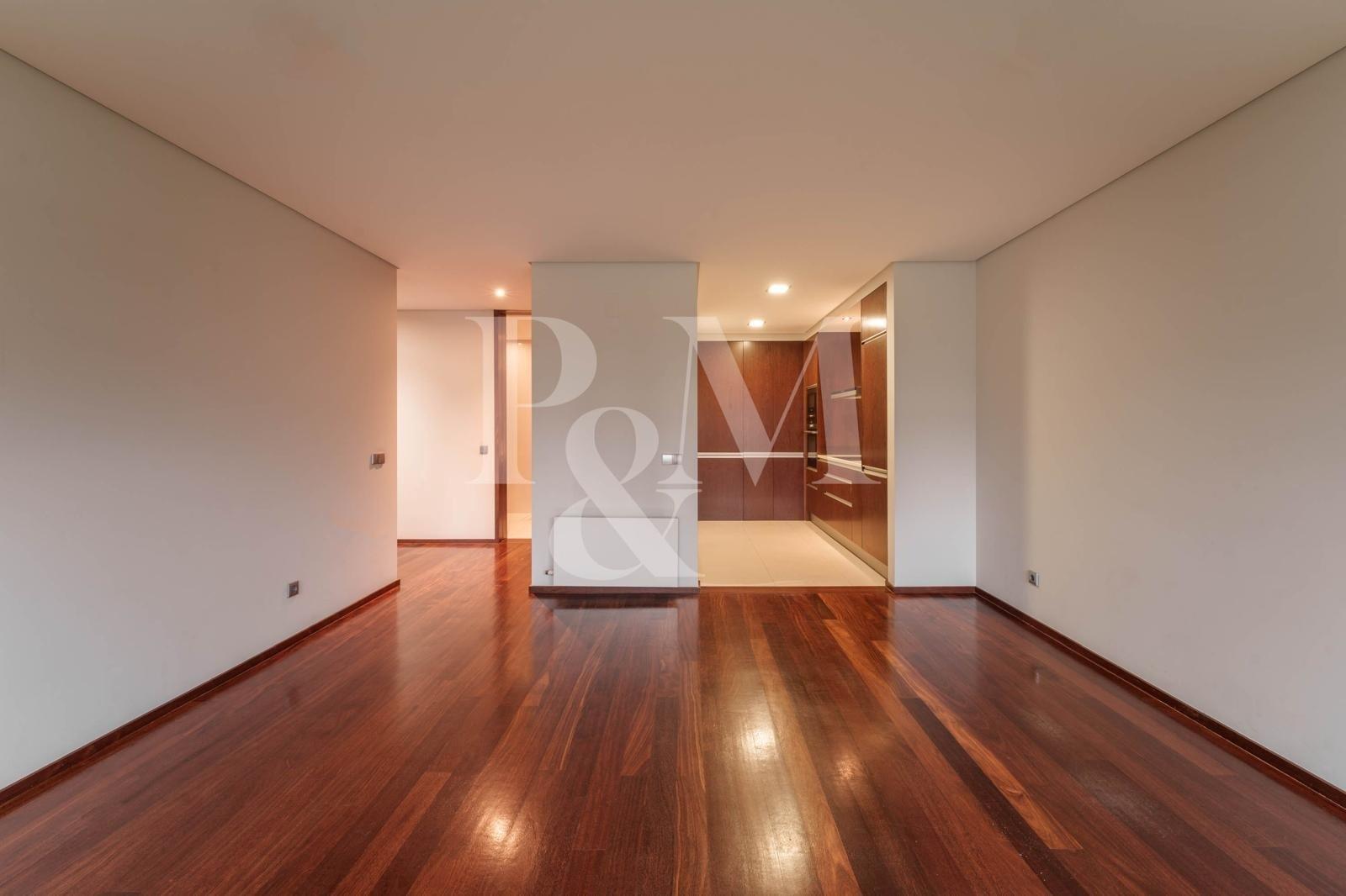 Apartamento T1 Arrendamento em Cedofeita, Santo Ildefonso, Sé, Miragaia, São Nicolau e Vitória,Porto