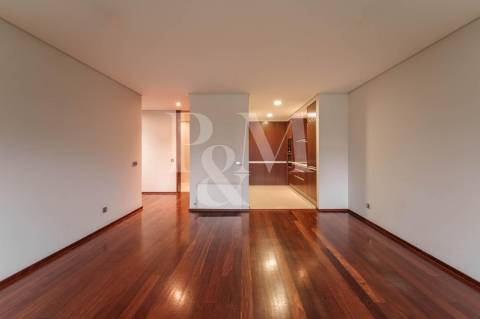 Apartamento T1 Arrendamento em Cedofeita, Santo Ildefonso, Sé, Miragaia, São Nicolau e Vitória,Porto