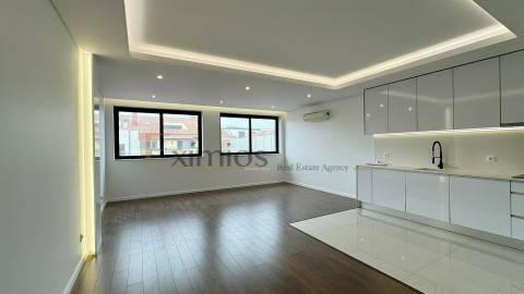Apartamento T3 novo, no Porto