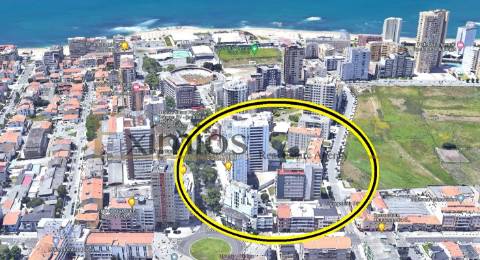 Lugar de Garagem para um carro, na cidade da Póvoa de Varzim