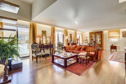 Apartamento T4 Duplex,  junto ao centro da Póvoa de Varzim