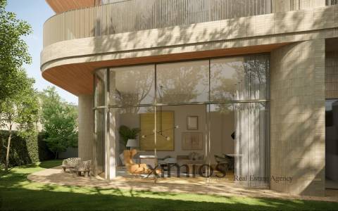 Apartamento T3, em construção, na Foz do Porto
